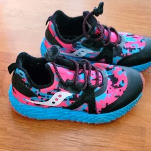 Saucony toddler running shoes